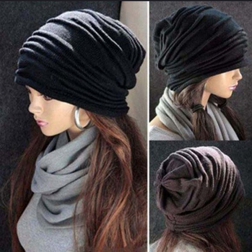 🔥HOST PICK!🔥LAYA BEENIES, MULTIPLE COLORS!!